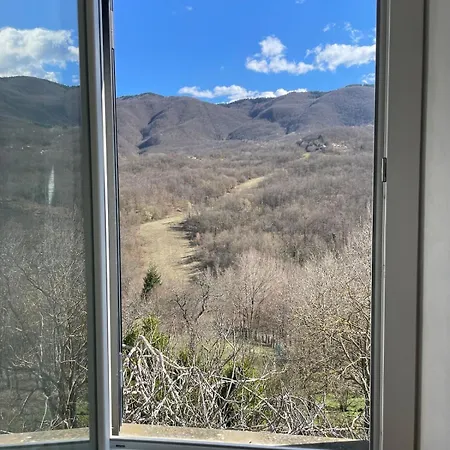 Casa Camposelvatico Сasa de vacaciones Valdena