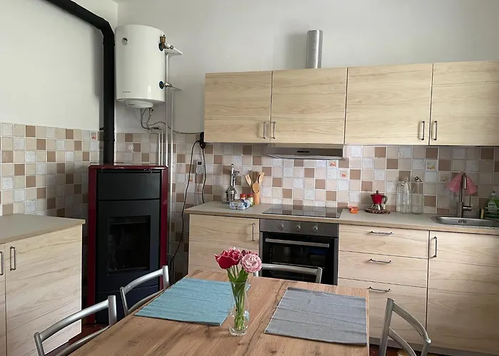 Casa Camposelvatico Valdena